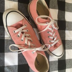 ⭐️ Pink Converse All-Stars ⭐️